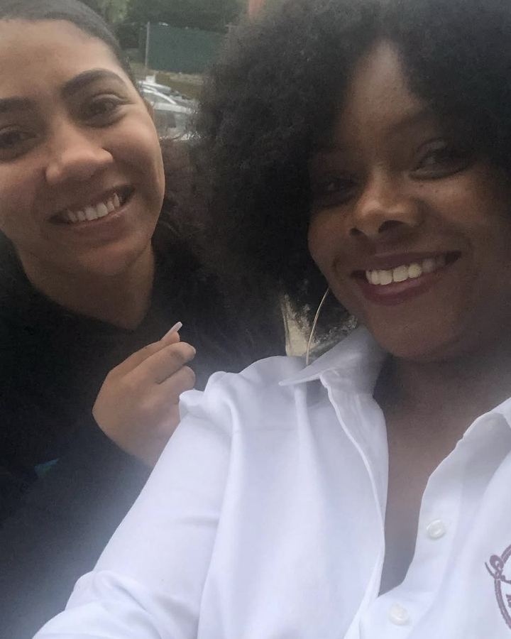 Khalia Luff of Sankofa Signings with a client after a mobile notary signing